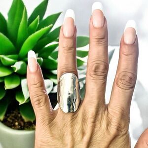 NWT Gorgeous Sz 7 Made in Israel .925 Sterling Silver Statement Oblong Long Ring